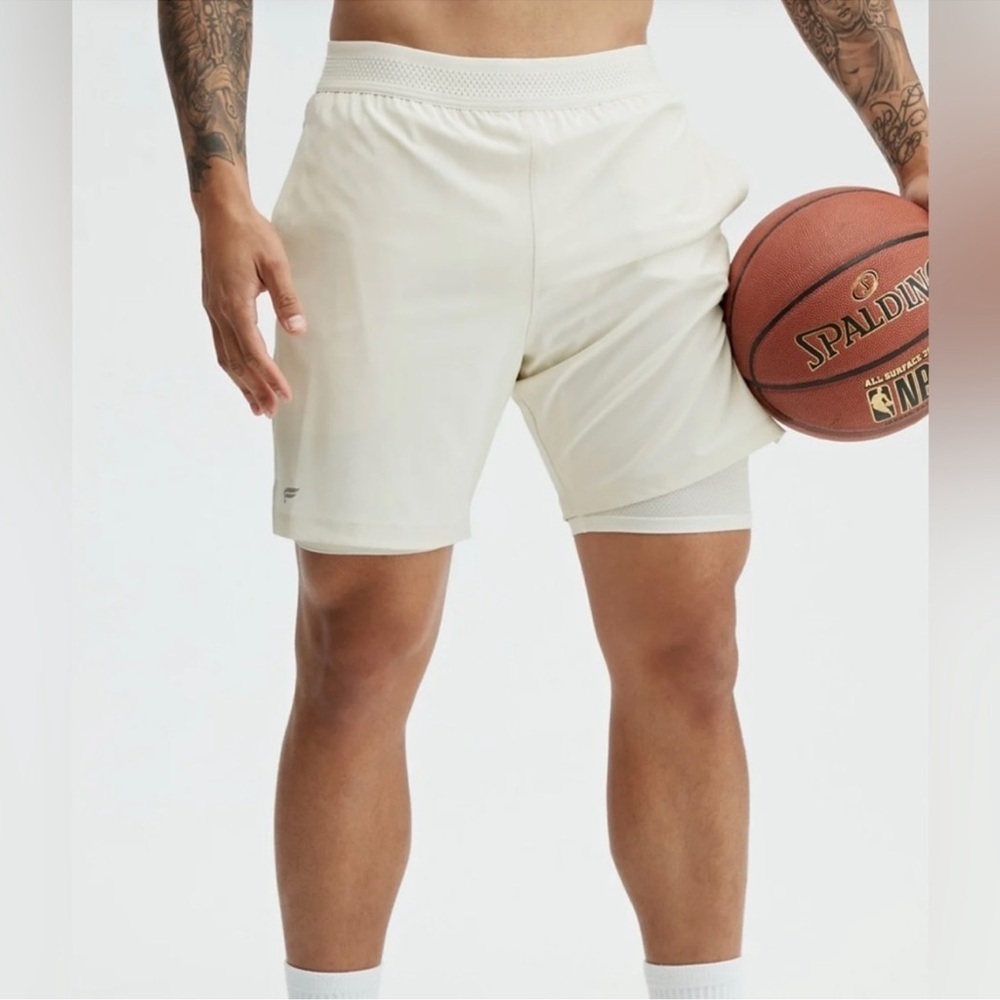 NWT Fabletics The 5” Fundamental Short (Lined) XXL